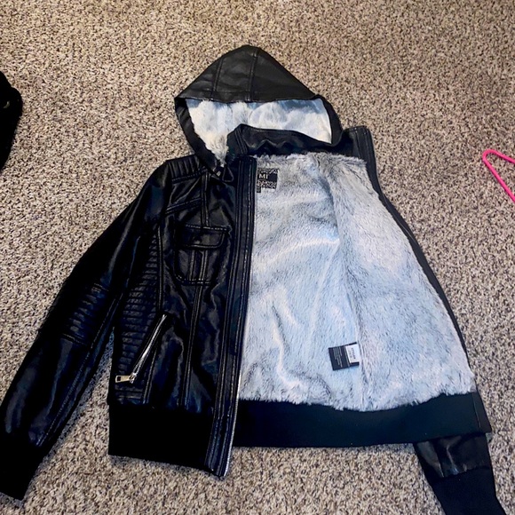 Jacket - Picture 1 of 3